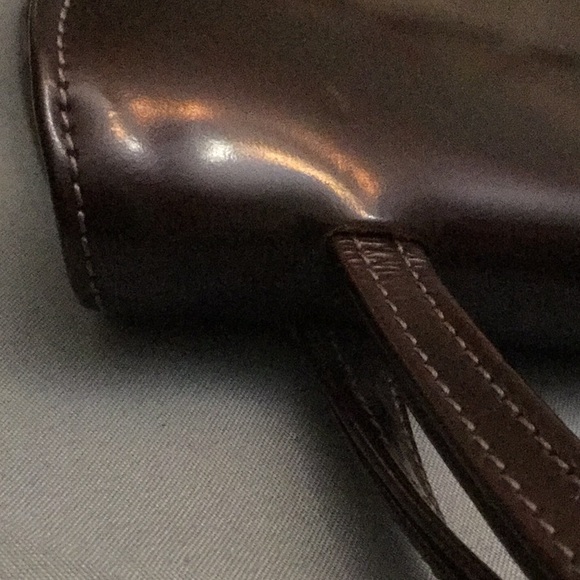 Like New VTG Y2K Tony Graham Patent Leather Baguette Clutch/Purse